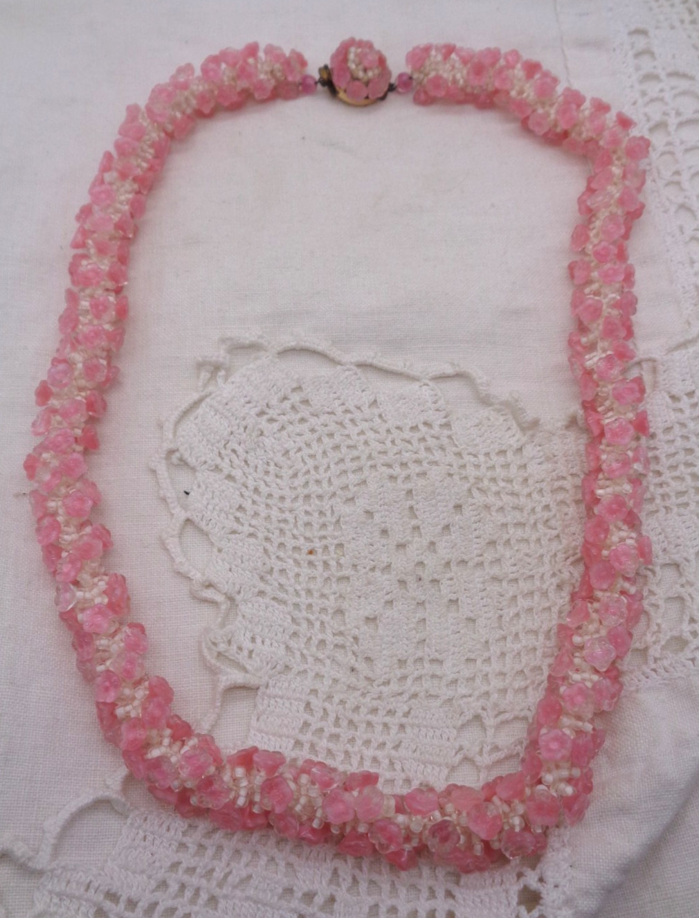 Vintage WESTERN GERMANY Pink MOLDED GLASS Flower Bead NECKLACE