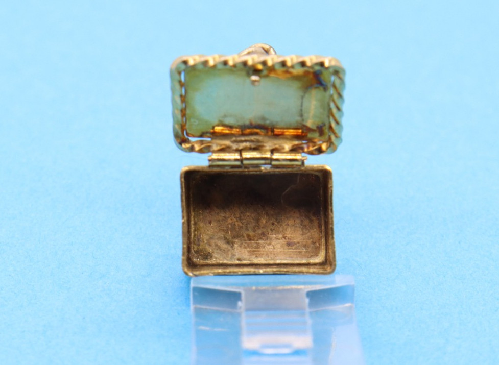 Vintage Yellow Tone Gold Wash Basket Pill Box Charm