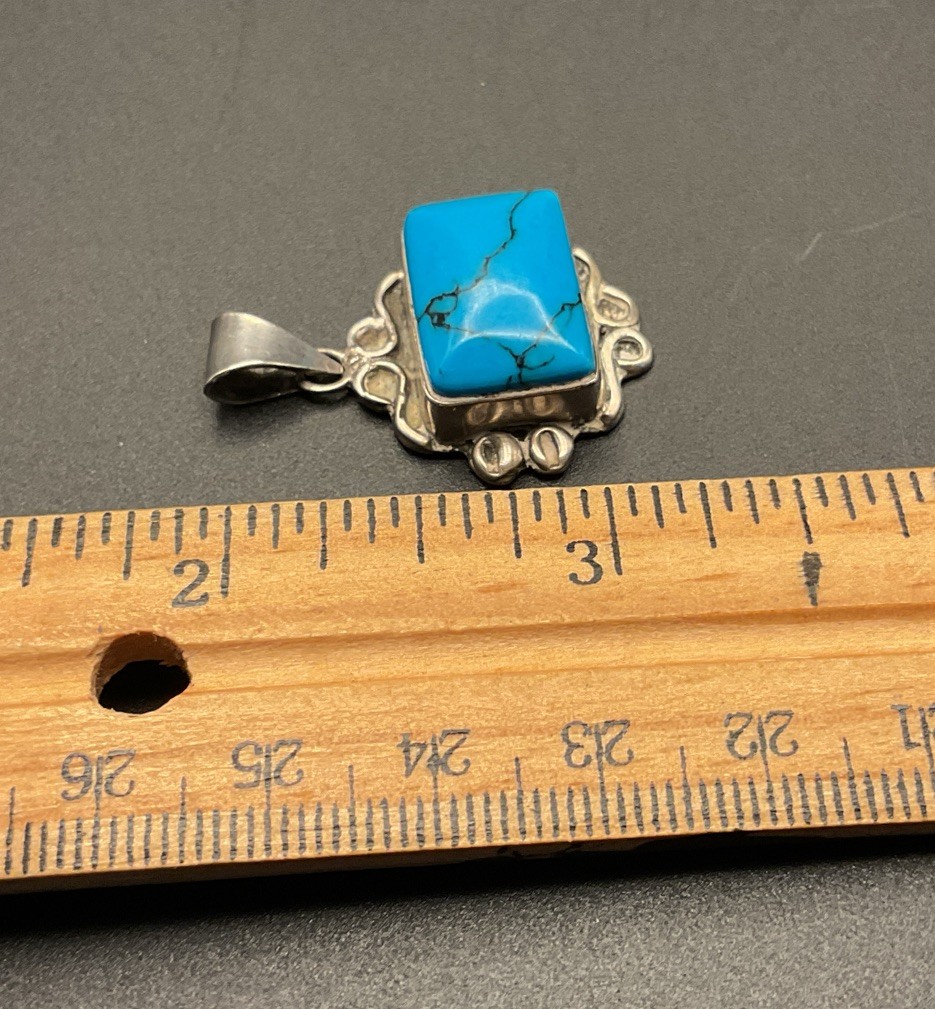 925 STERLING SILVER VINTAGE SOLID PENDANT WITH BLUE STONE TURQUOISE 7.69gr