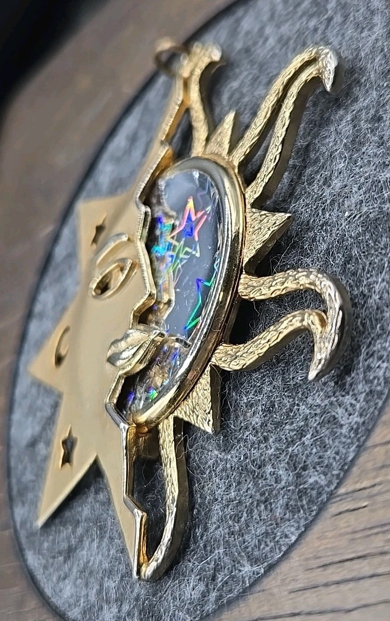 Signed JJ Sun Moon & Stars in One Metal with Flicker Stone 3″ Gold Tone Pendant