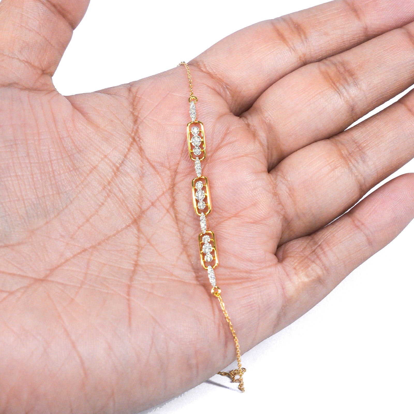 18 KARAT DIAMOND BRACELET | NATURAL DIAMOND | LIGHTWEIGHT | IGI CERTIFIED