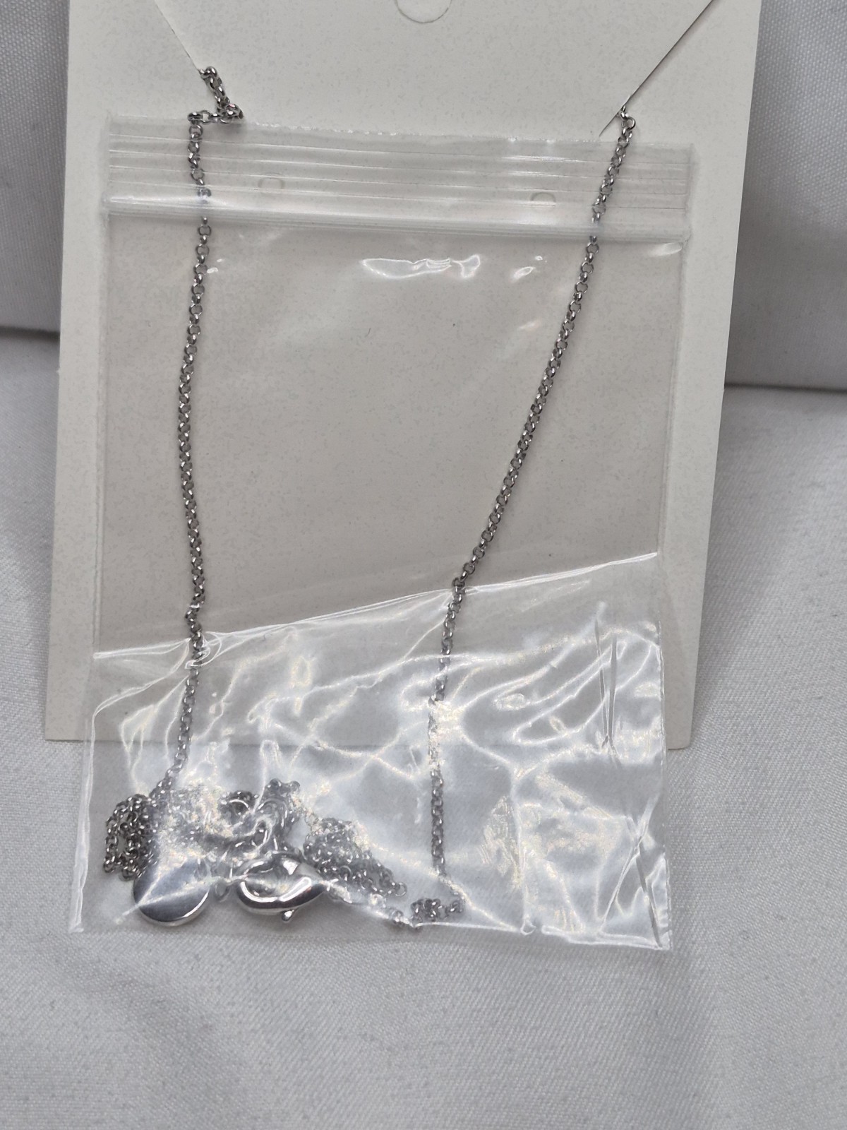 Bomb Party September Necklace NK41387 “Kissed By Quiet ” on Rhodium Plating