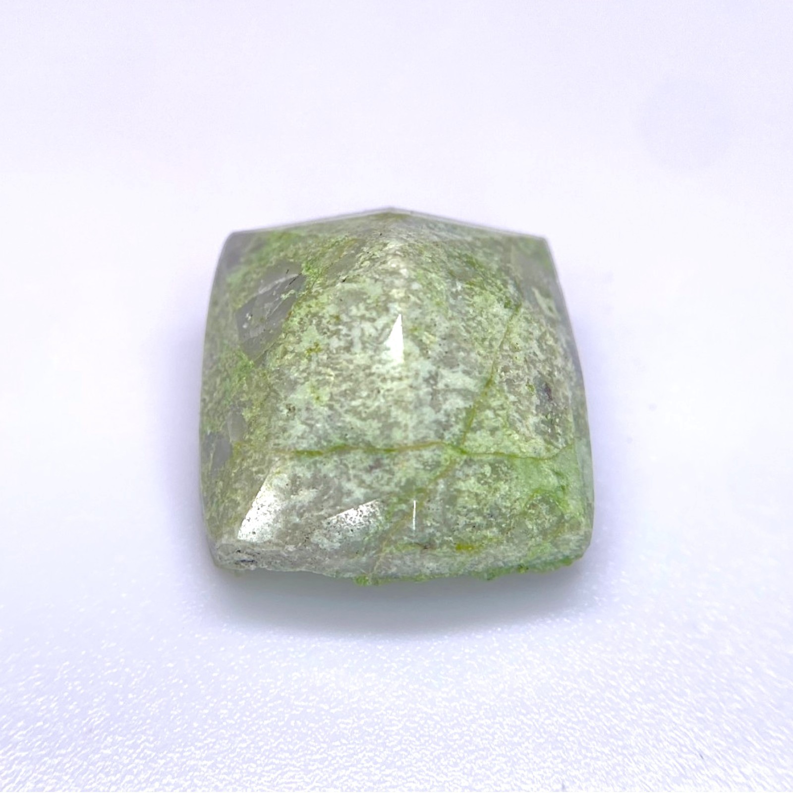 20.75 ct GASPEITE – CANADA – Natural Rare Untreated Faceted – FREAKINGCAT