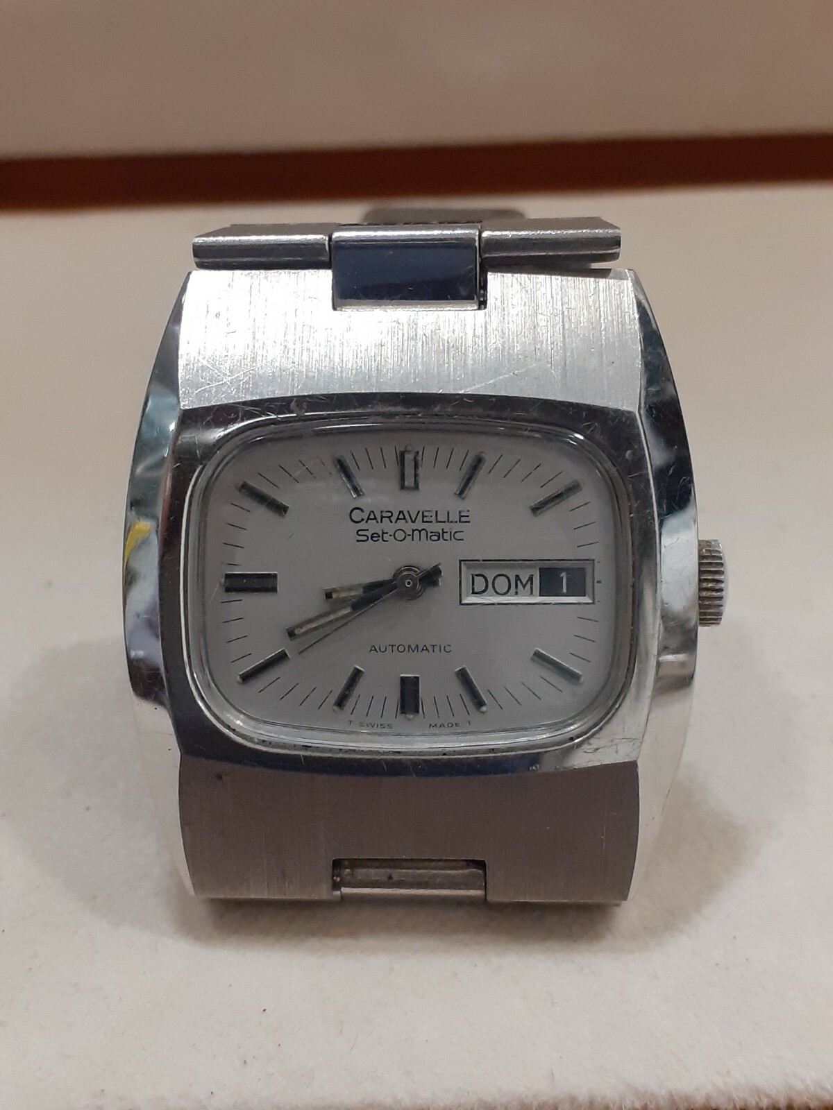 Caravelle watch by bulova set O matic