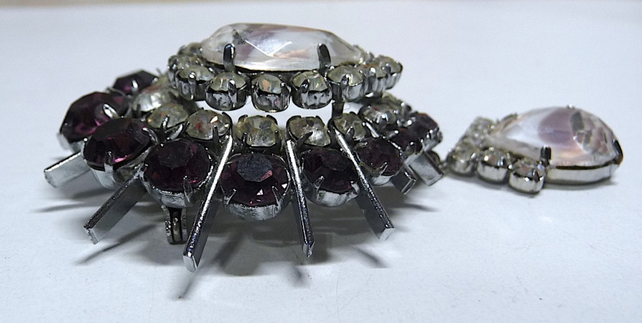 Love Brooches? 5 Vintage Brooches-3 Bar Brooches, 1 Large & 1 Mixed Period Style