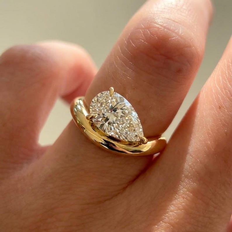 East West 2.0 CT Pear Cut Moissanite Solitaire 14K Gold Curved Ring For Her