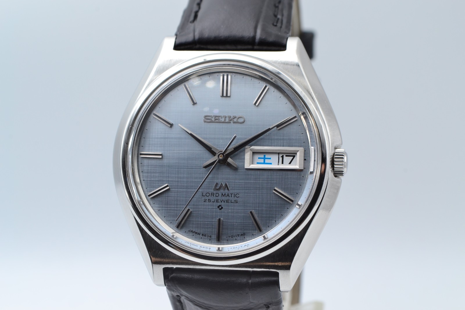 Vintage 1979 SEIKO LORD MATIC 5606-7010 blue / OH, Serviced