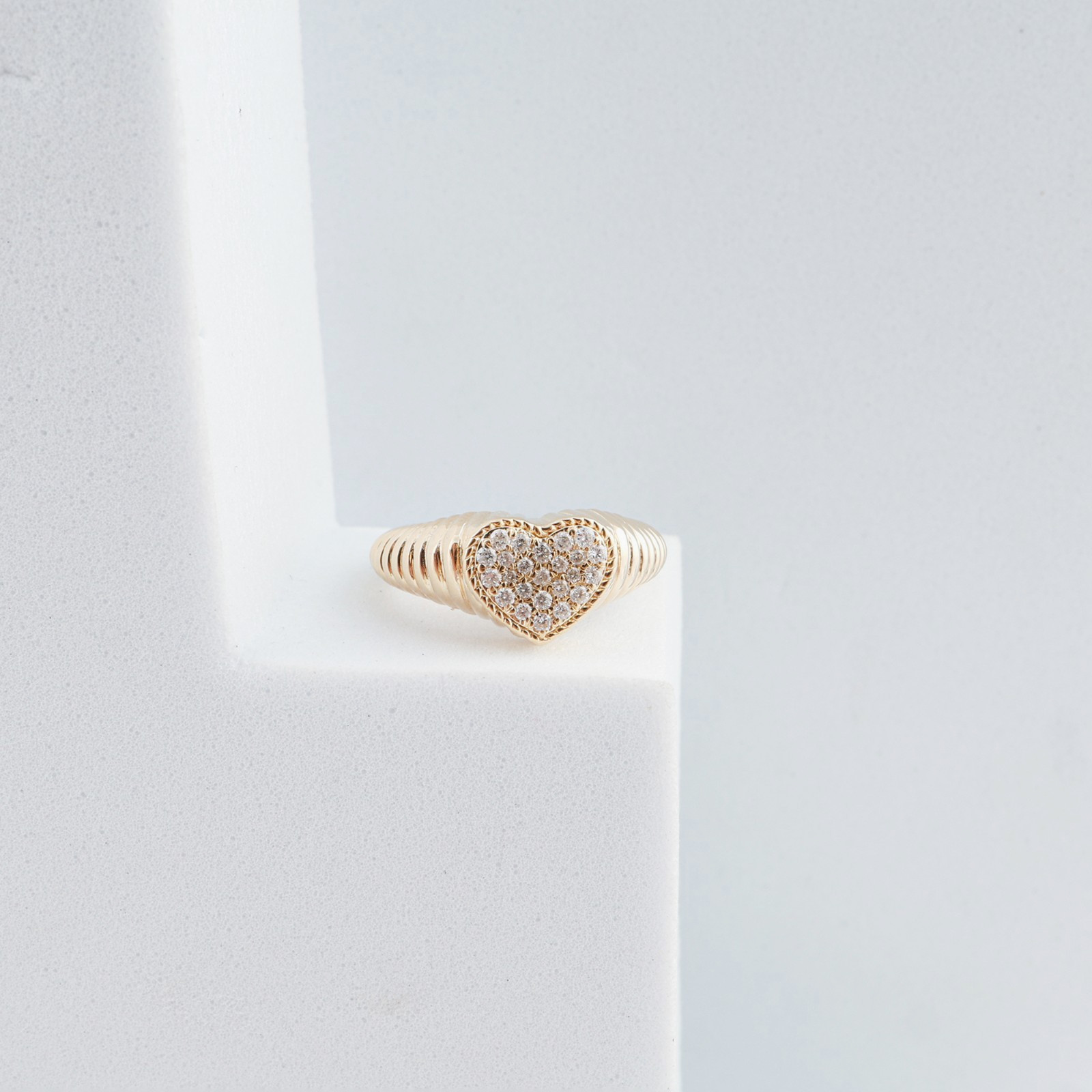 0.11 Ct Natural SI/H Round Pave Diamond Heart Ring Gift 18k Yellow Solid Gold