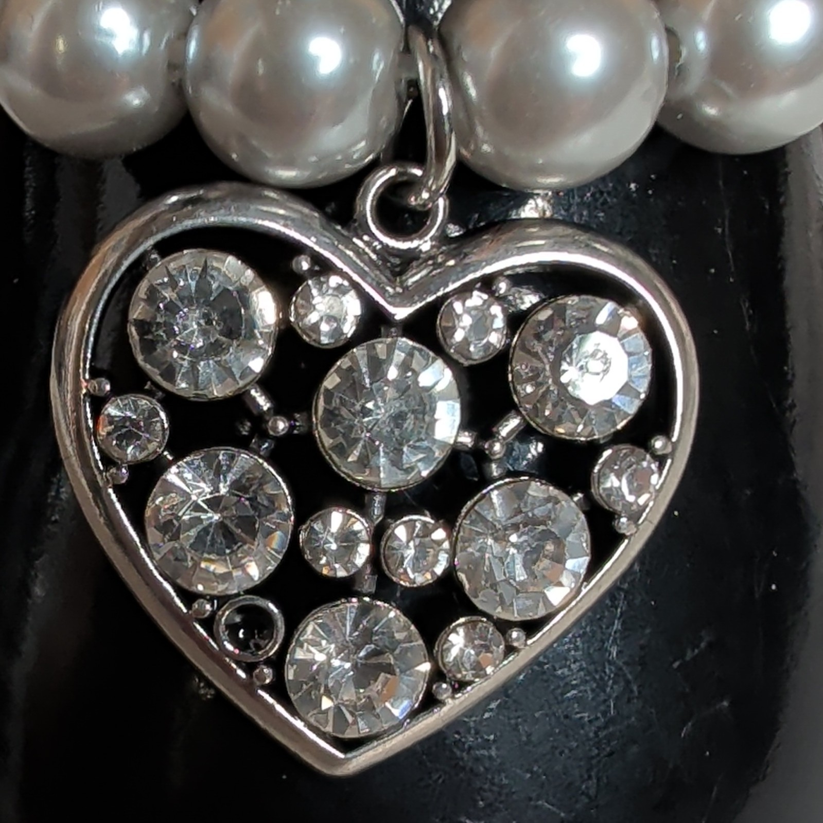 Pearl Like Round Beaded Stretch Bracelet w/ Clear Rhinestone Heart Dangle Charm