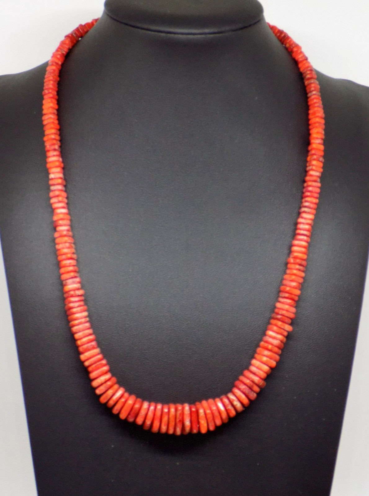 DTR Mine Finds By Jay King Coral Square Graduated Sterling Silver 925 Necklace.