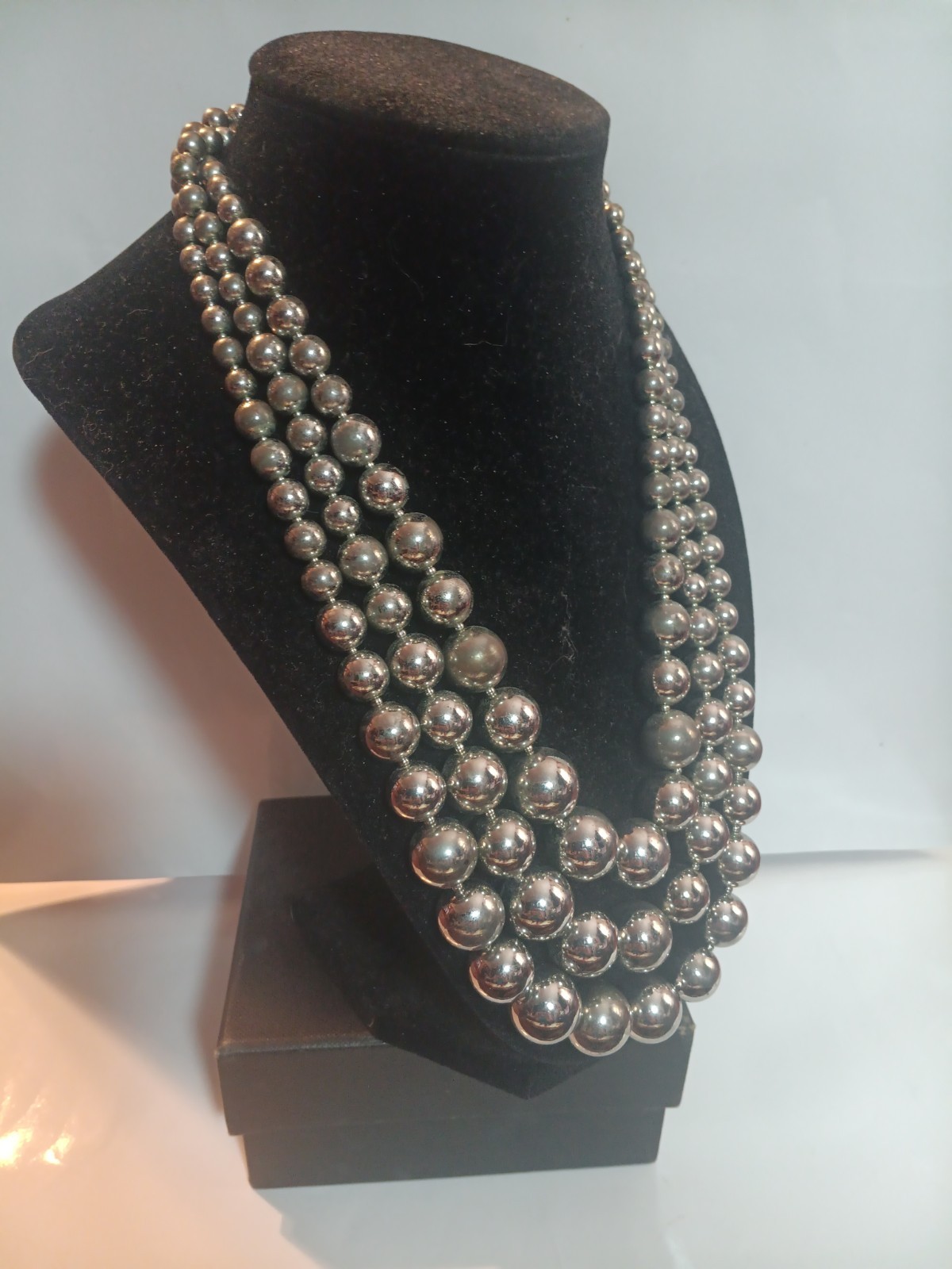 Vintage Gray Silver Layer Multi-Strand Pearl Statement Necklace 18″
