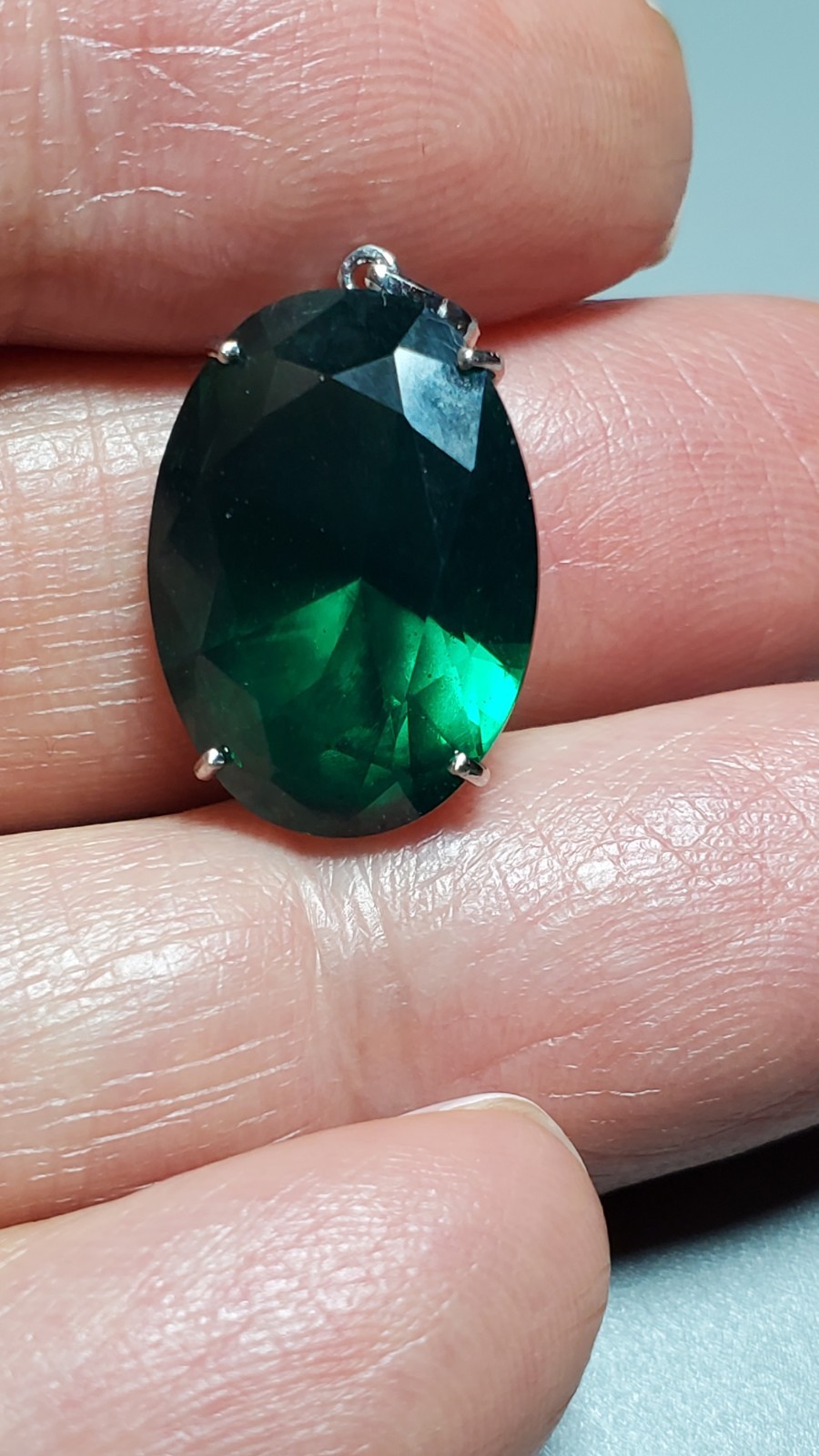 7.83 CT LAB CREATED EMERALD 10KT SOLID WHITE GOLD PENDANT 13MM X 18MM