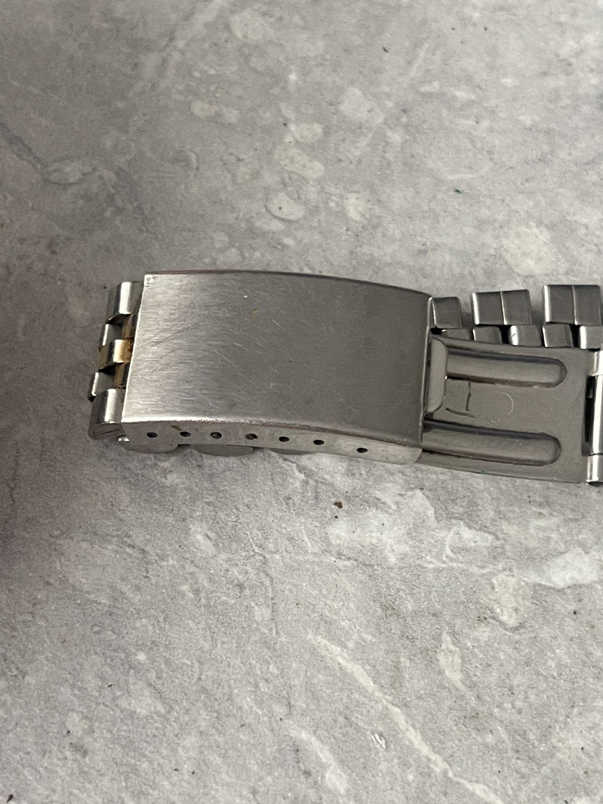 Rotary 3638 Two-tone Swiss Quartz Watch Bracelet Swiss Movt Day Date Men’s 1043