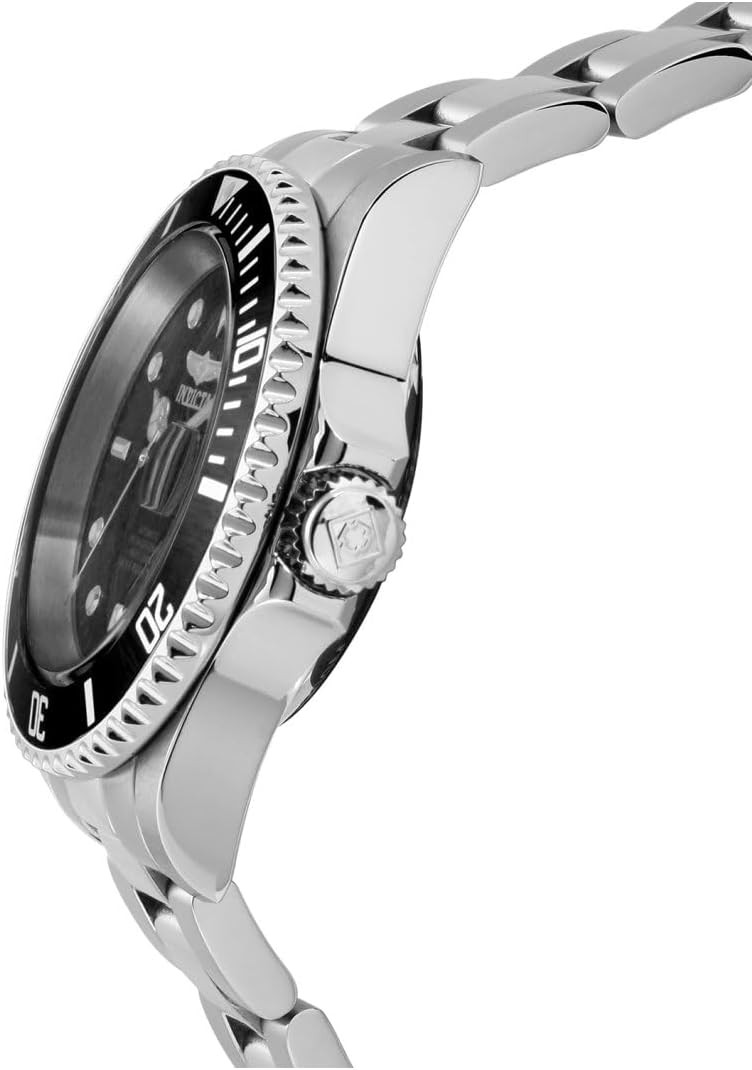 Invicta Men’s 8932OB Pro Diver Analog Display Quartz Silver Watch