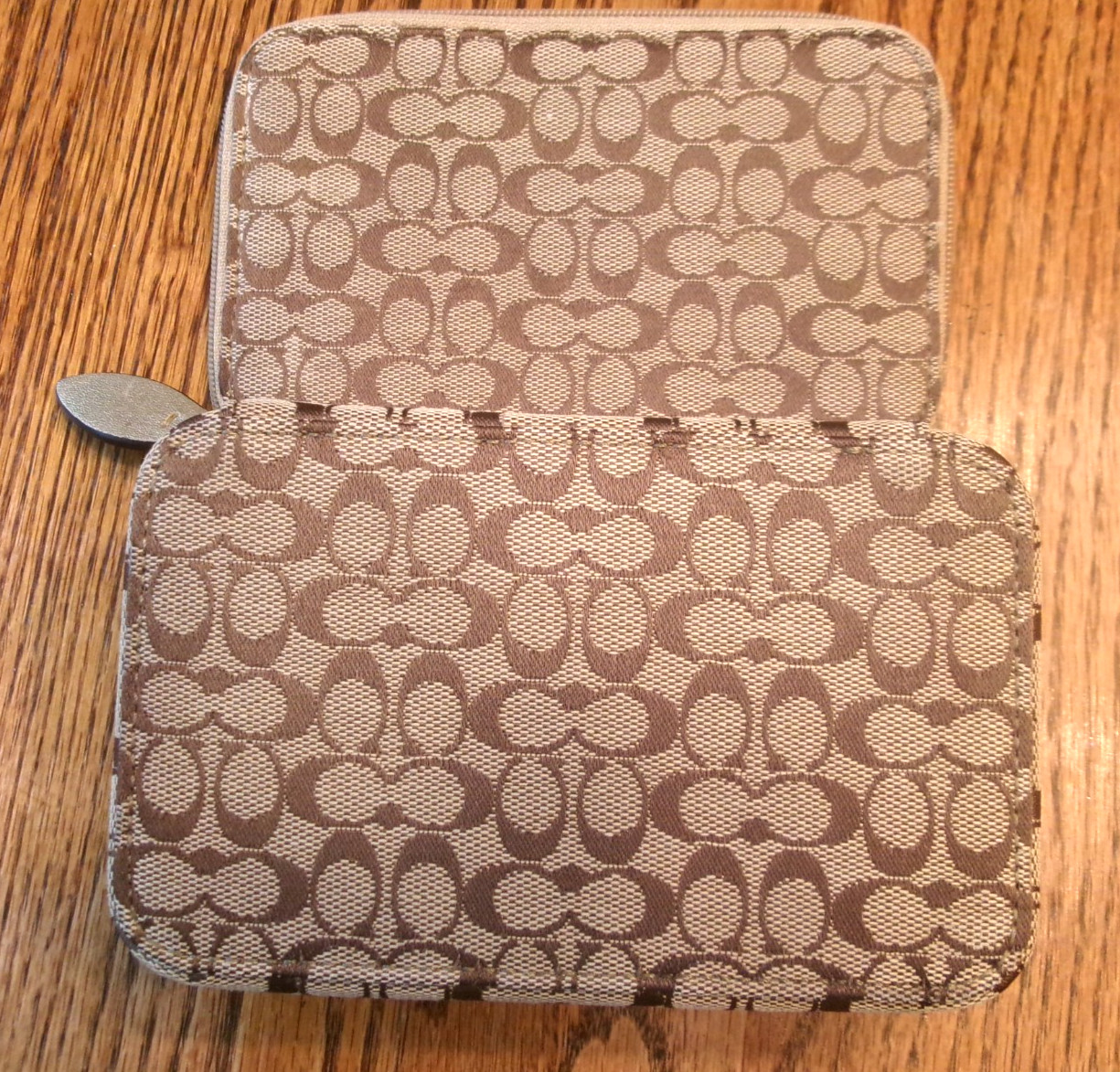 Coach Signature Canvas 6″ x 4″ Small Jewelry Box Travel Case Organizer GC