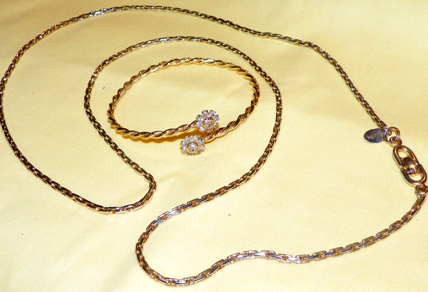 Vintage Roget GoldTone Long Rope Chain Necklace-Very Versatile & Pretty Bracelet
