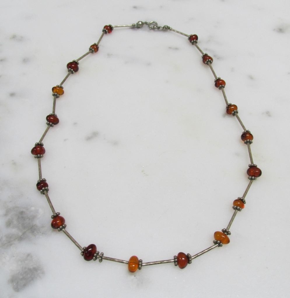 Amber Sterling Silver Station Necklace ~ 16″ ~ 7grams ~ 10-D842