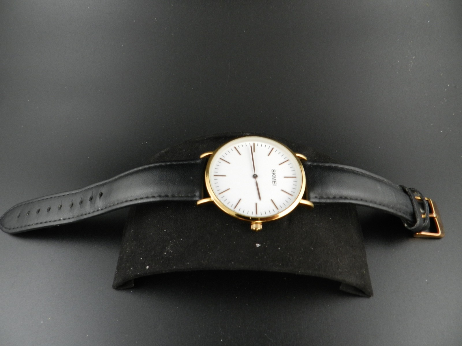 SKMEI 1181 Simple Business Gold and black leather