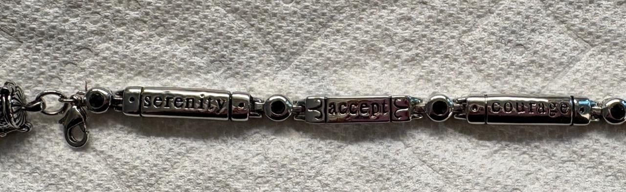 NEW Alexa’s Angels Silvertone Bracelet With Cylinder Hinged Box 8.5 in.
