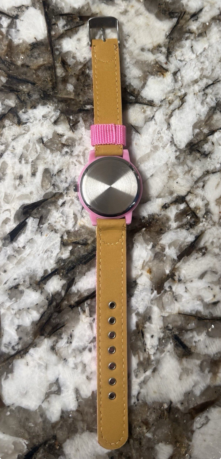 V886 QUARTZ MOVEMENT PINK SNOOPY WATCH KID/ADULT