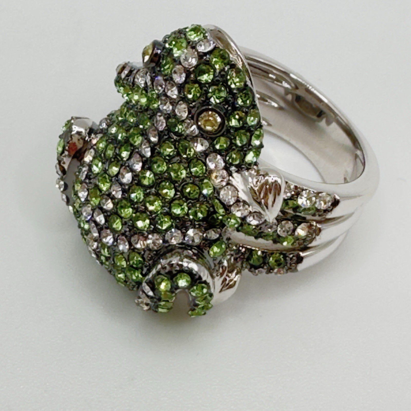 Joan Boyce “Frog” Ring Green Crystal Silvertone Pave Size 6 Statement Party