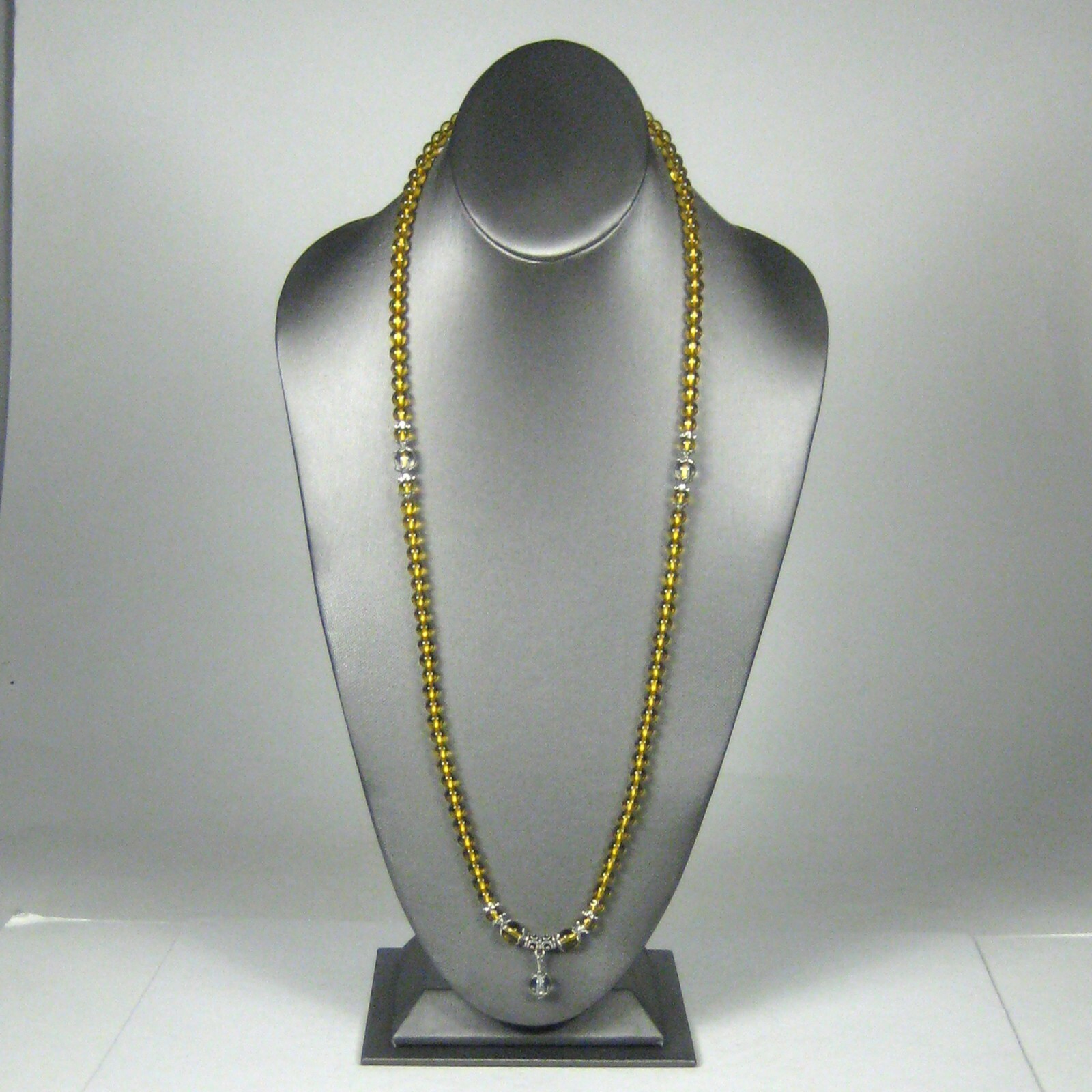Necklace Womens Silvertone Stretch 30 Inch Yellow Clear Beaded Strand String