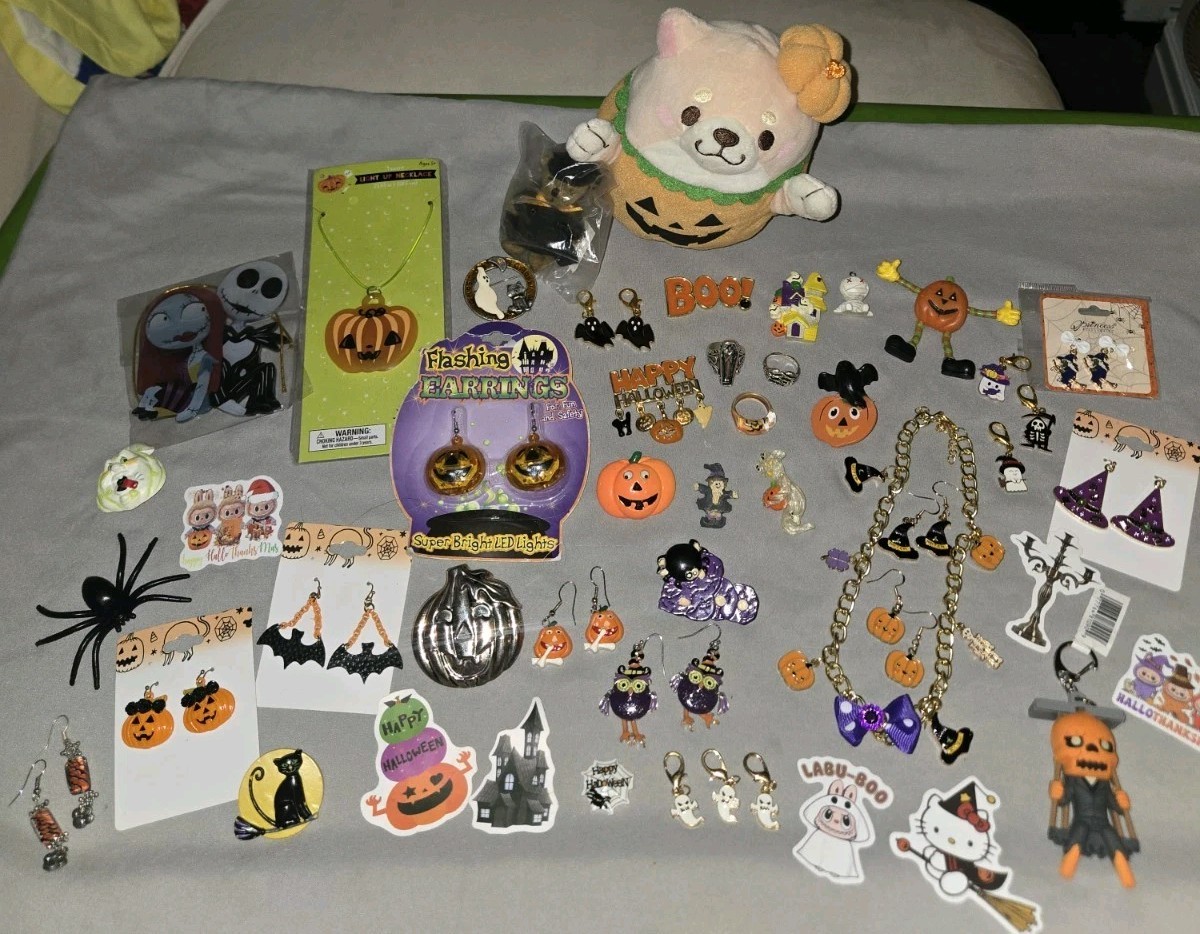 Summer🎃ween Jewelry~New/Pre-Owned~50 PC Lot~Earrings Necklace Ring Pin Brooch