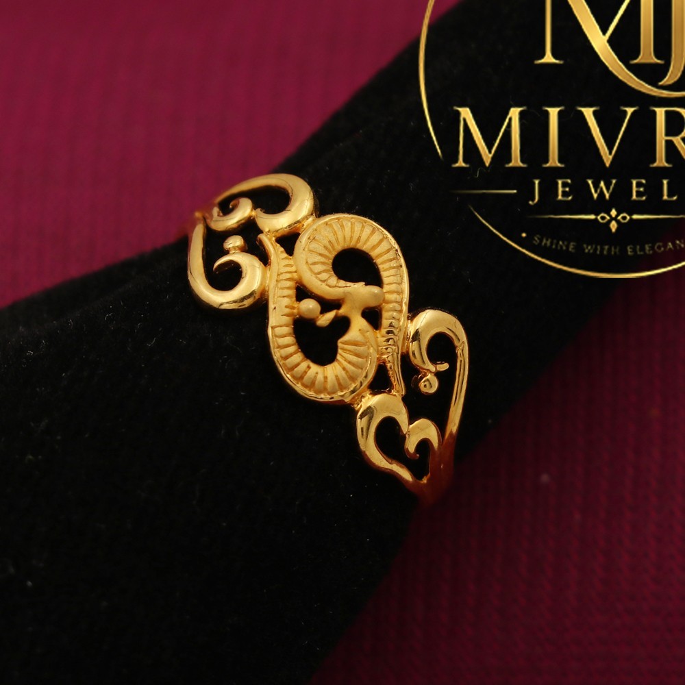 BIS 916 Print Fine Gold Chain Ring | Elegant Statement Band (Size 8, 2.59g)