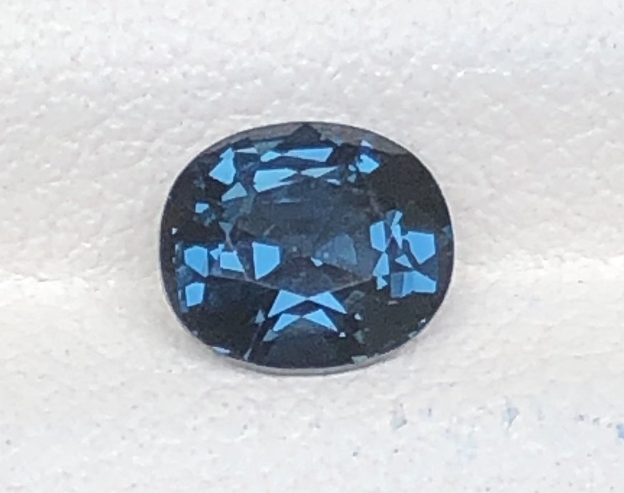 Tanzania Unique Blue Spinel 0.90ct Ct loose gemstones