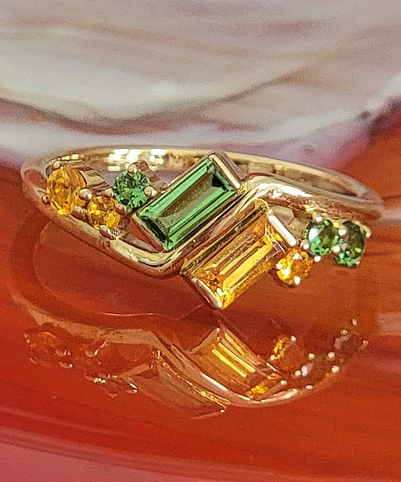 10K Yellow Gold Natural Tsavorite and Spessartite Garnet Ring Size 7 NEW