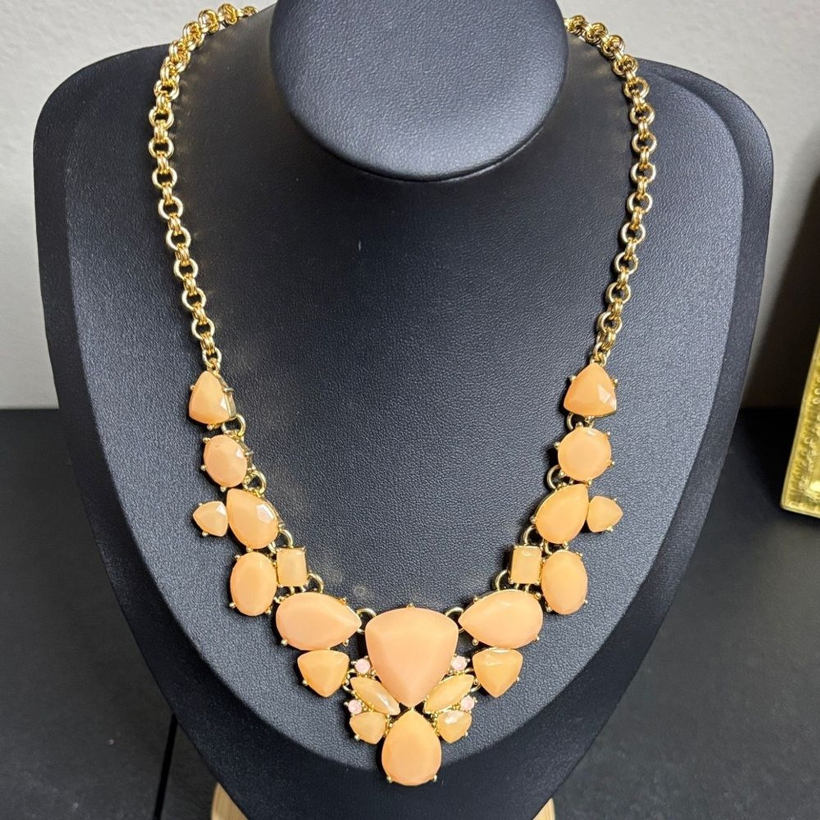 Kate Spade Chunky Peach Stone Statement Necklace in 12k gold-plated metal