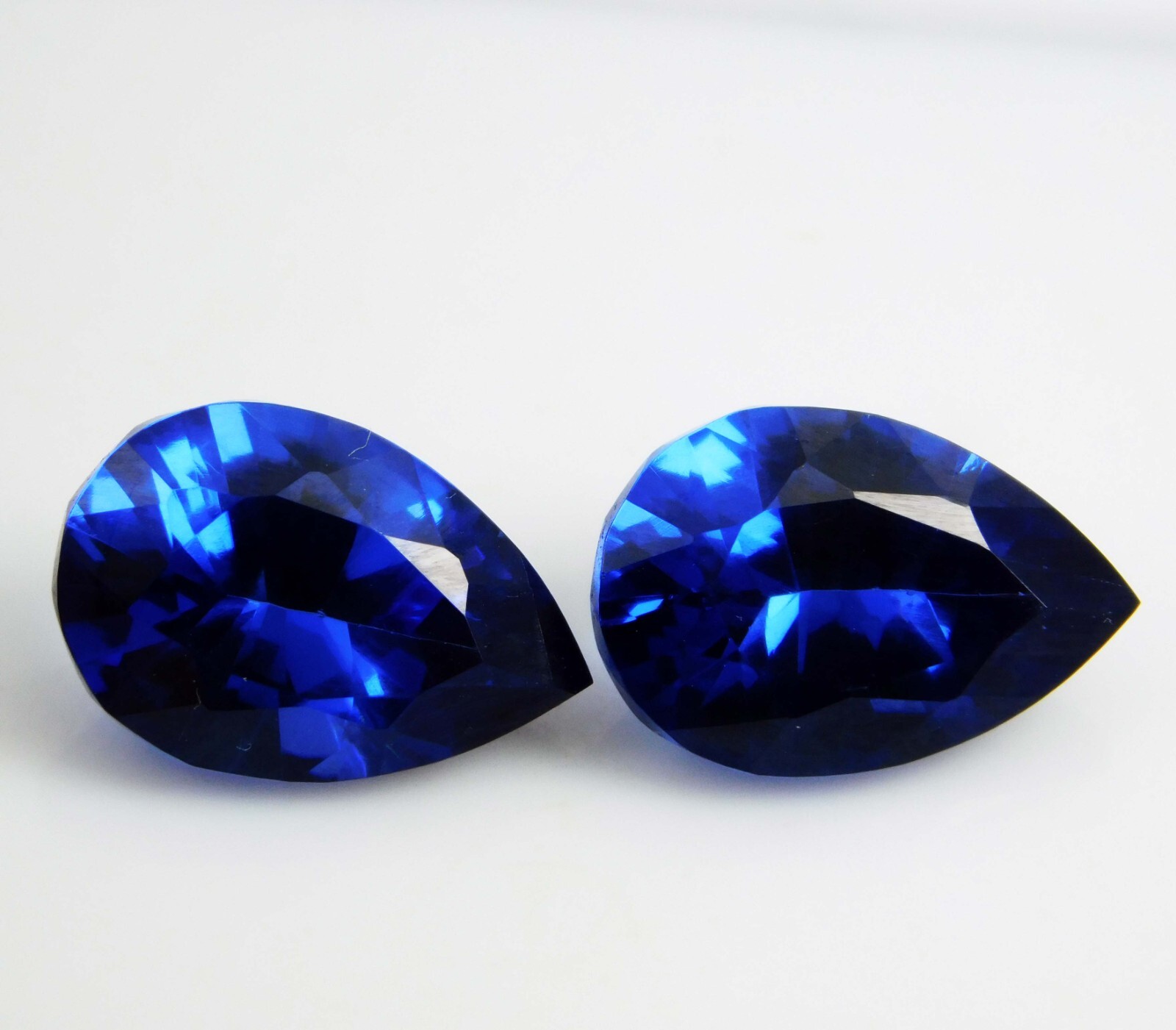 Natural Blue Sapphire 20.00 Ct Pair Certified Pear Cut Loose Gemstone