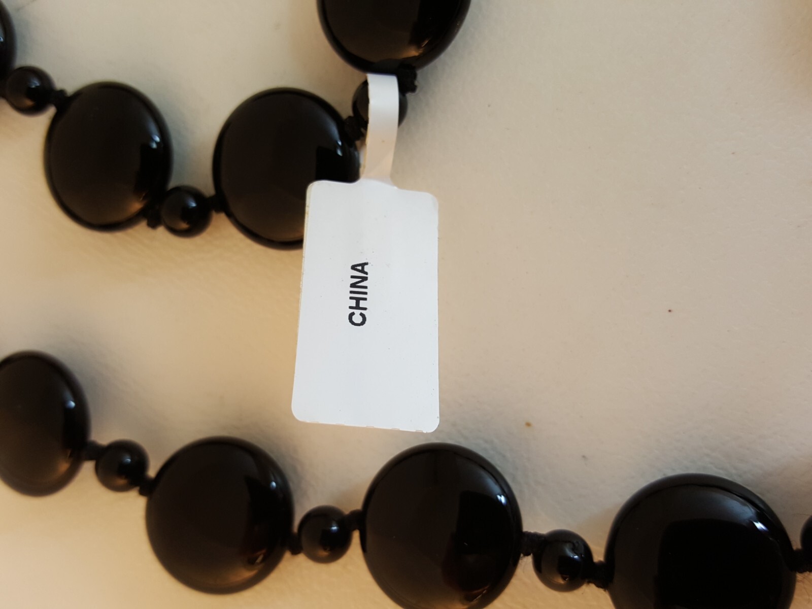 Onyx wafer disc necklace 28″ long orig tag still attached!