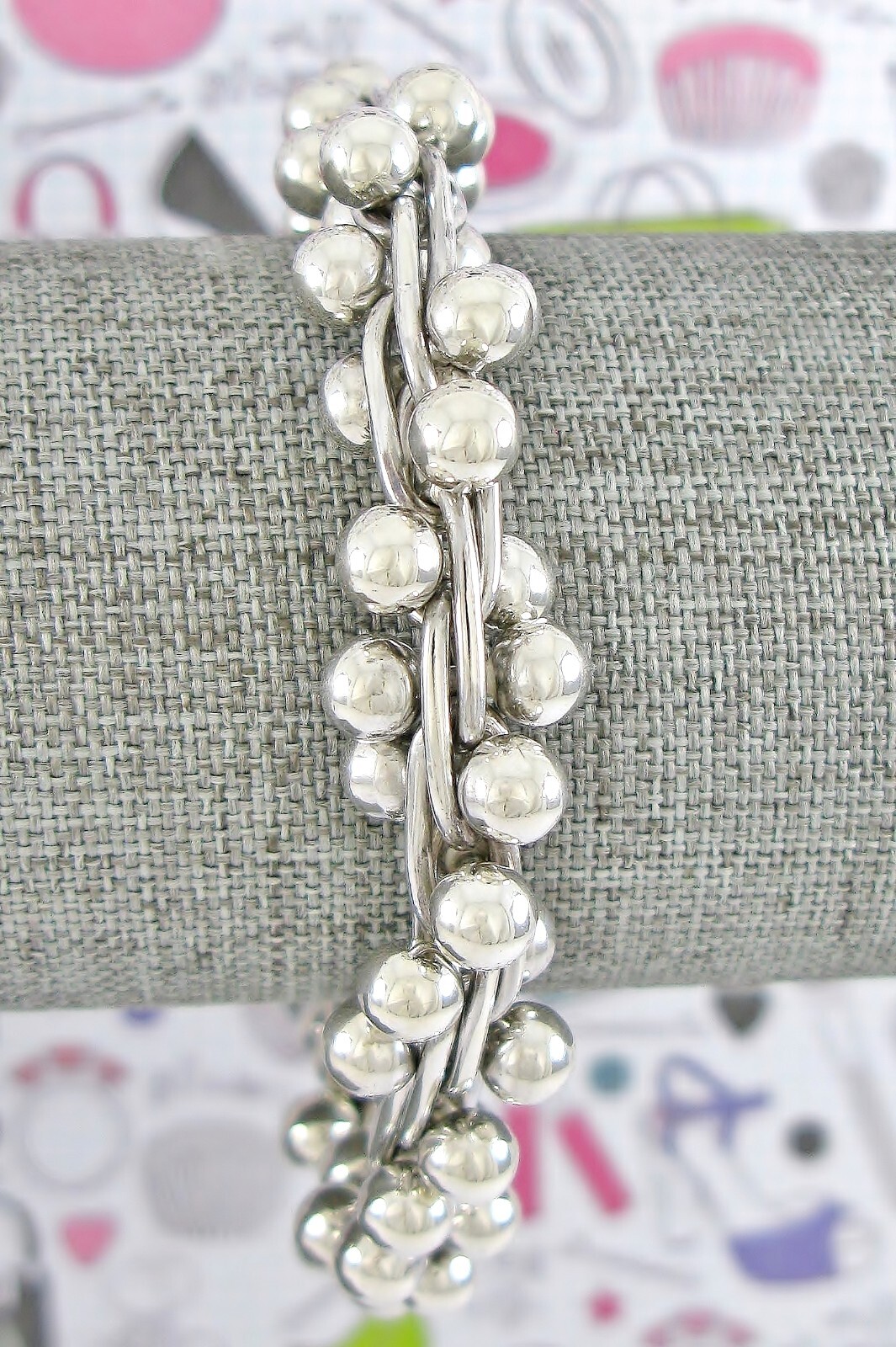 Solid Sterling Silver 925 DNA Beaded Toggle Bracelet 73g