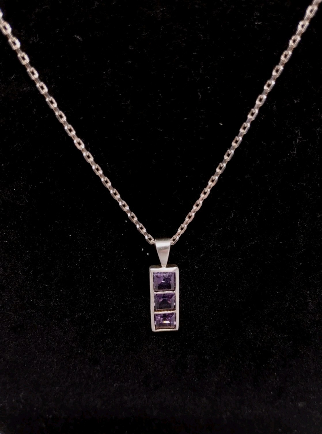 925 Sterling Silver Amethyst Style Pendant On Oval Link Chain Necklace 46cm 4.6g