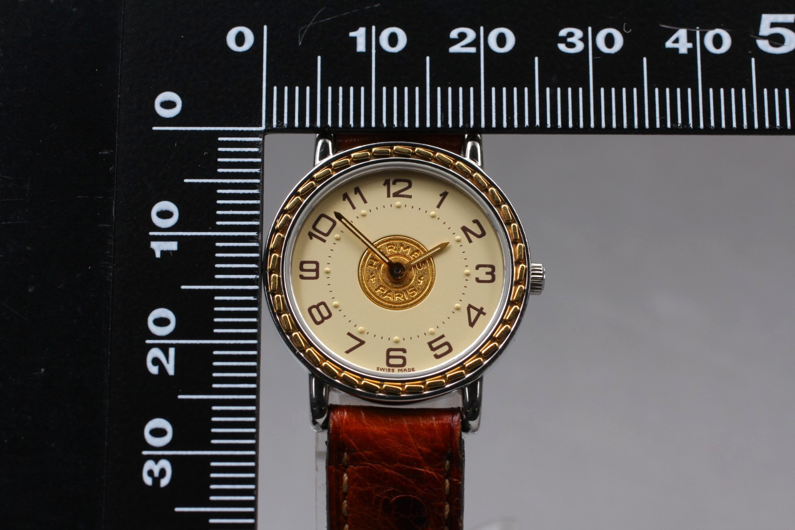 [NEAR MINT] Vintage HERMES Serie Sellier Gold 24mm Swiss Qz Womens Watch JAPAN