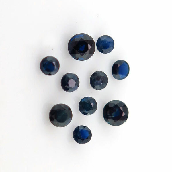 Sapphires Faceted Round 3mm to 5mm – Approx 12 pcs – LT2