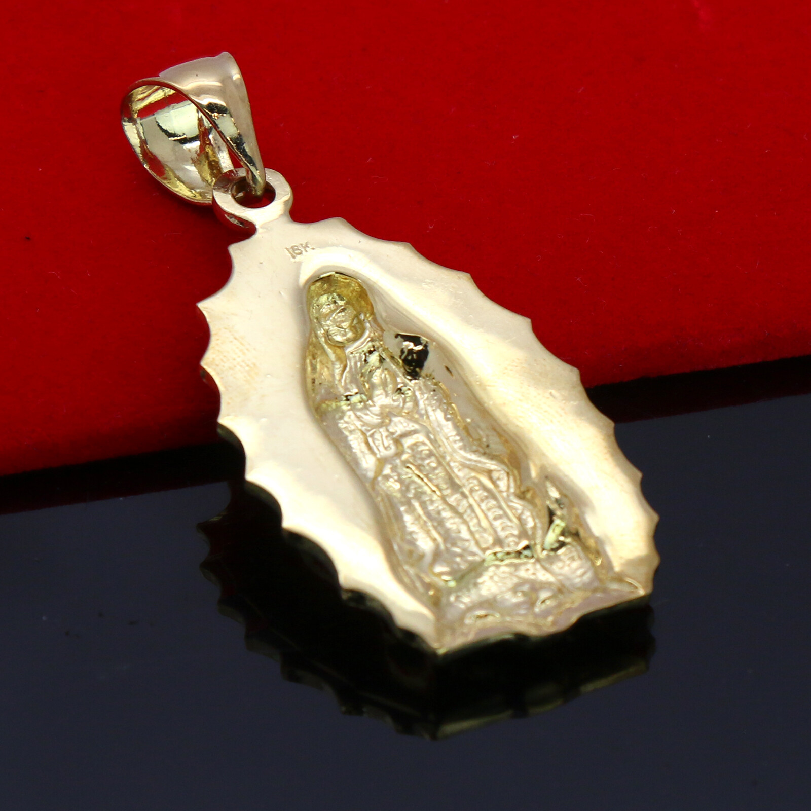 Our lady of Guadalupe 14k Gold Plated Brass Pendant 18″ Figaro Choker Chain