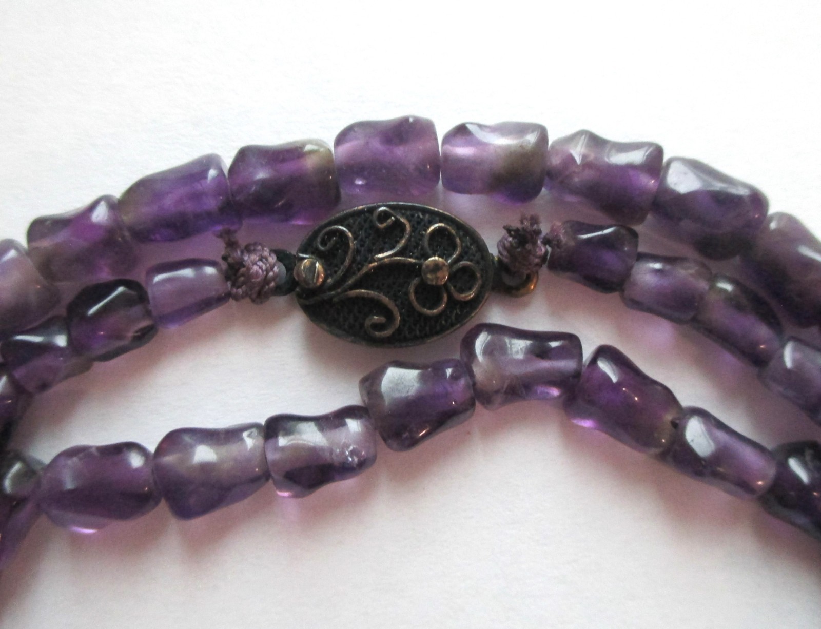 26in VINTAGE CHINESE EXPORT AMETHYST BEAD NECKLACE STERLING SILVER FLOWER CLASP