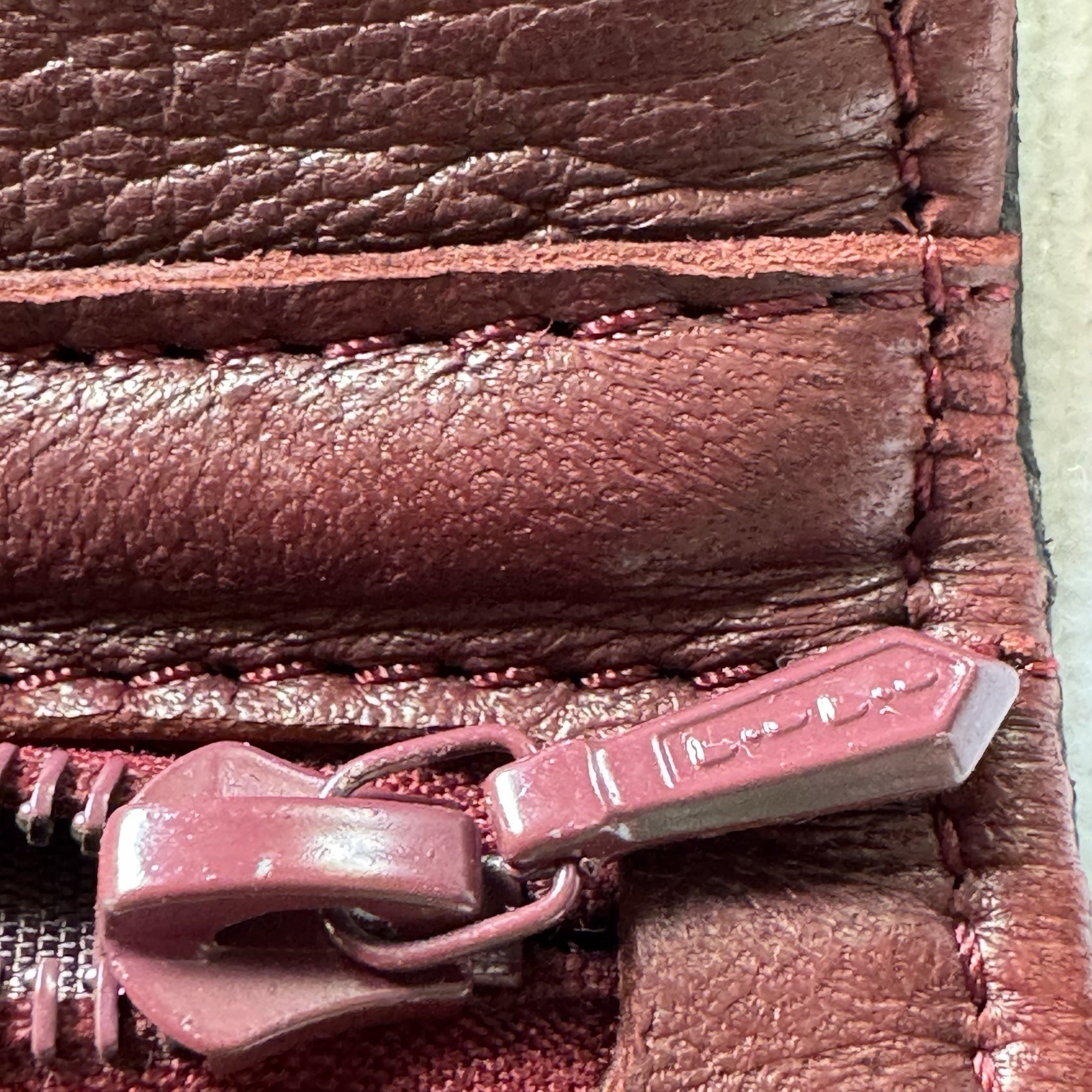 Vintage Corum Swiss Watch Brand Leather Travel Case Black and Burgundy Roll Zip