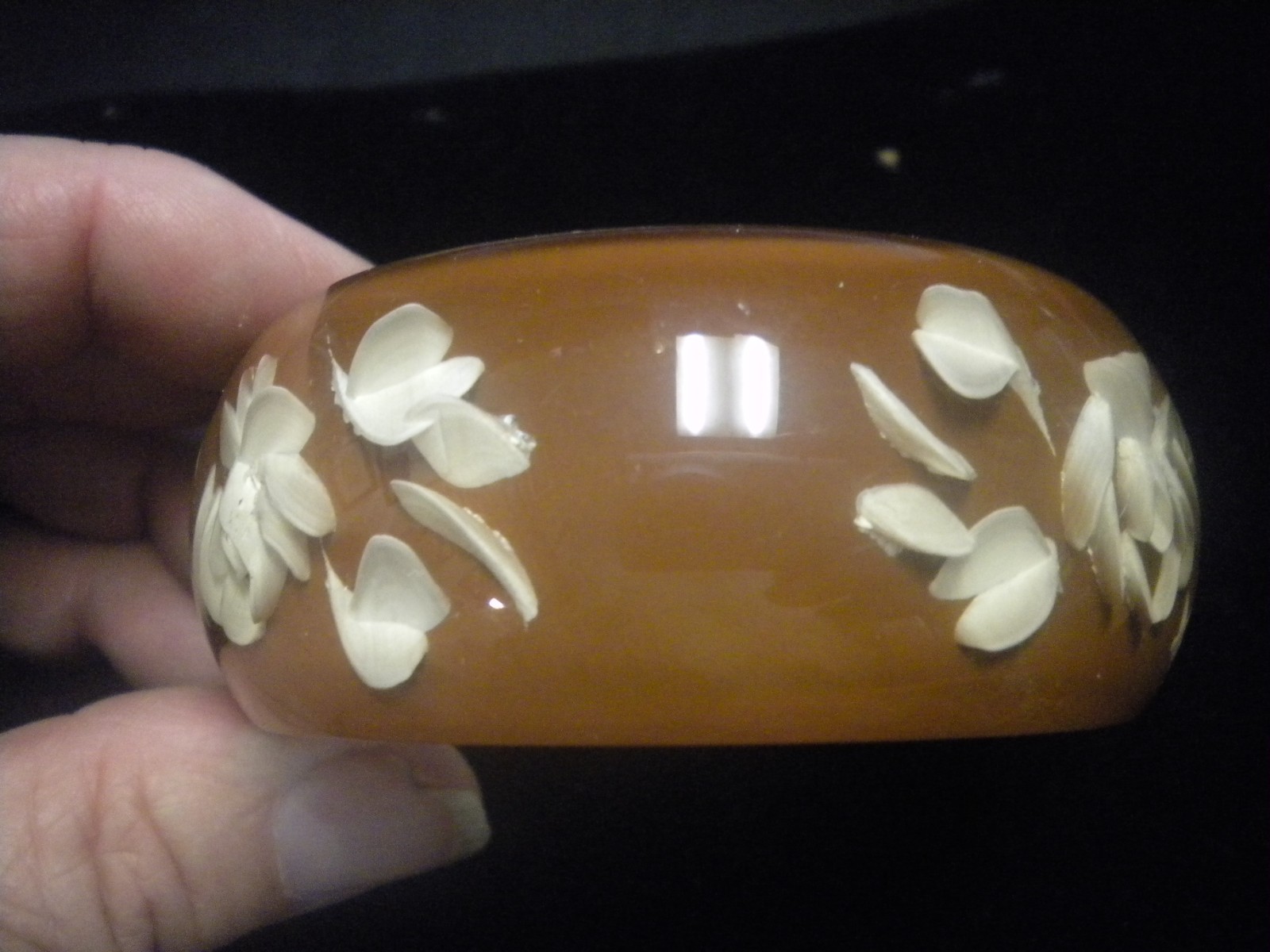 Chunky Thick BROWN Lucite Acrylic Bangle Bracelet with ENGRAVED FLOWERS OLD