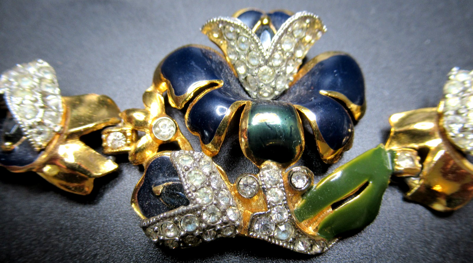 CORO Navy Blue Enamel Rhinestone Flower Early Vintage Bracelet