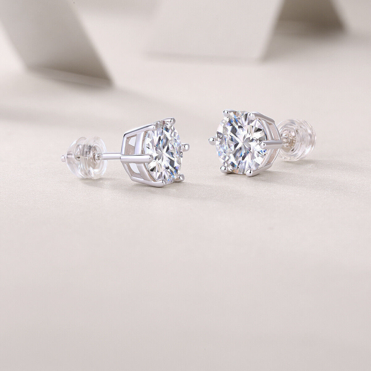 1-4CT VVS1/D Round Cut Moissanite GRA Certified Stud Earrings Solid 925 Silver