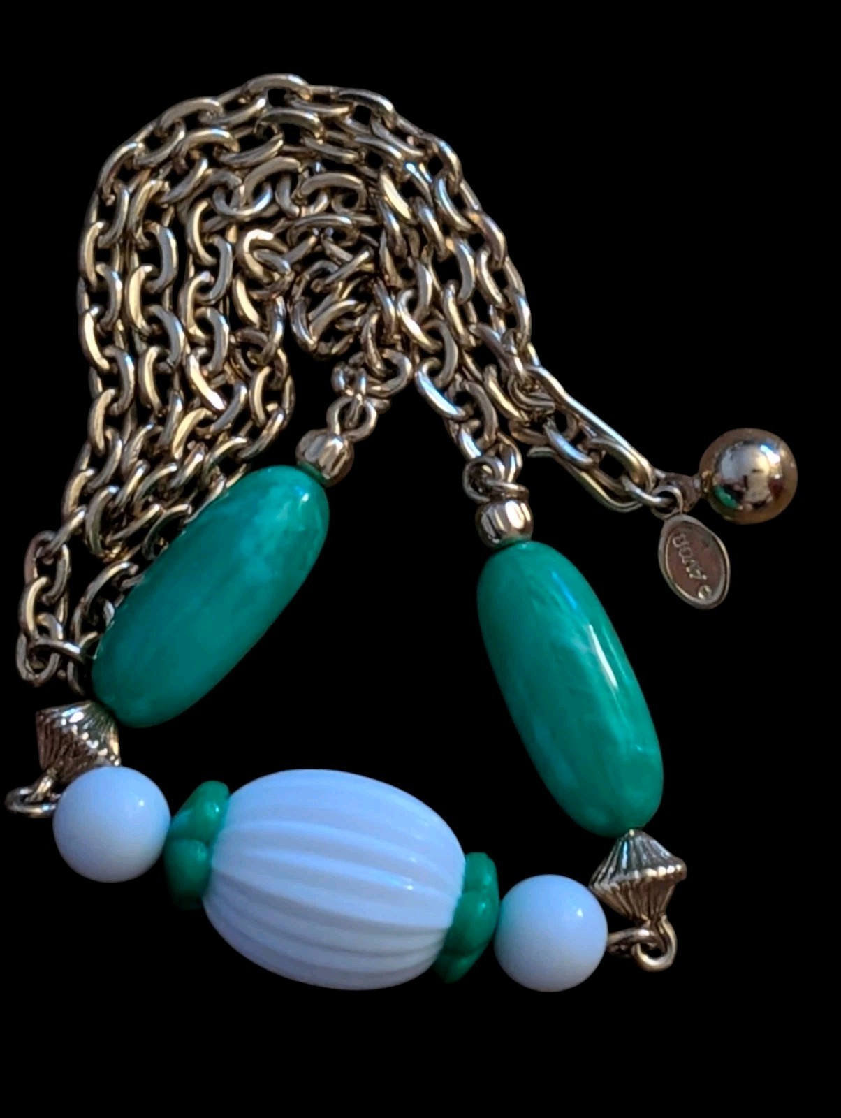 Vintage 1974 Avon Cathy Necklace Gold Tone Green White Molded Bead Choker 16″