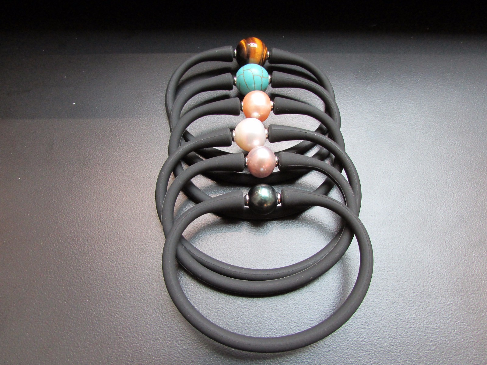 Unisex Beige Silicon Rubber Bracelet Black Pearl Stainless Steel Post 7 inches