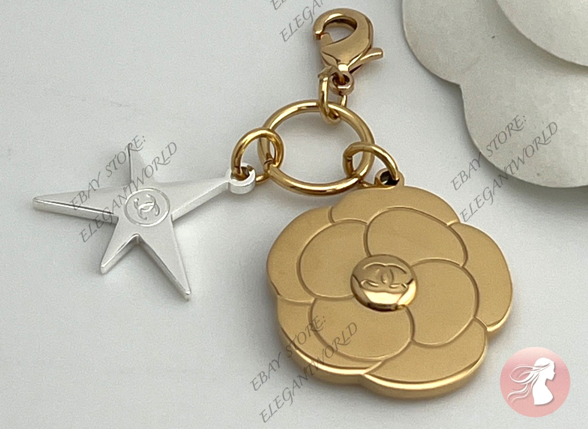 CHANEL 2025 Camellia HOLIDAY CHARM