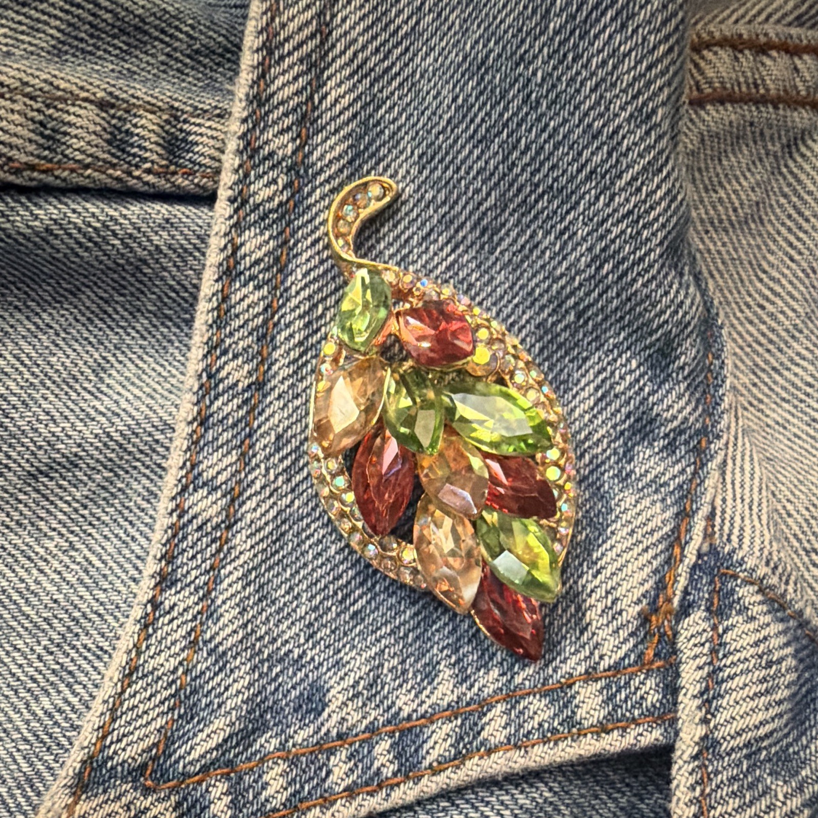 Gold Tone Leaf Brooch Pin Green Red Champagne Marquise Crystal Rhinestones