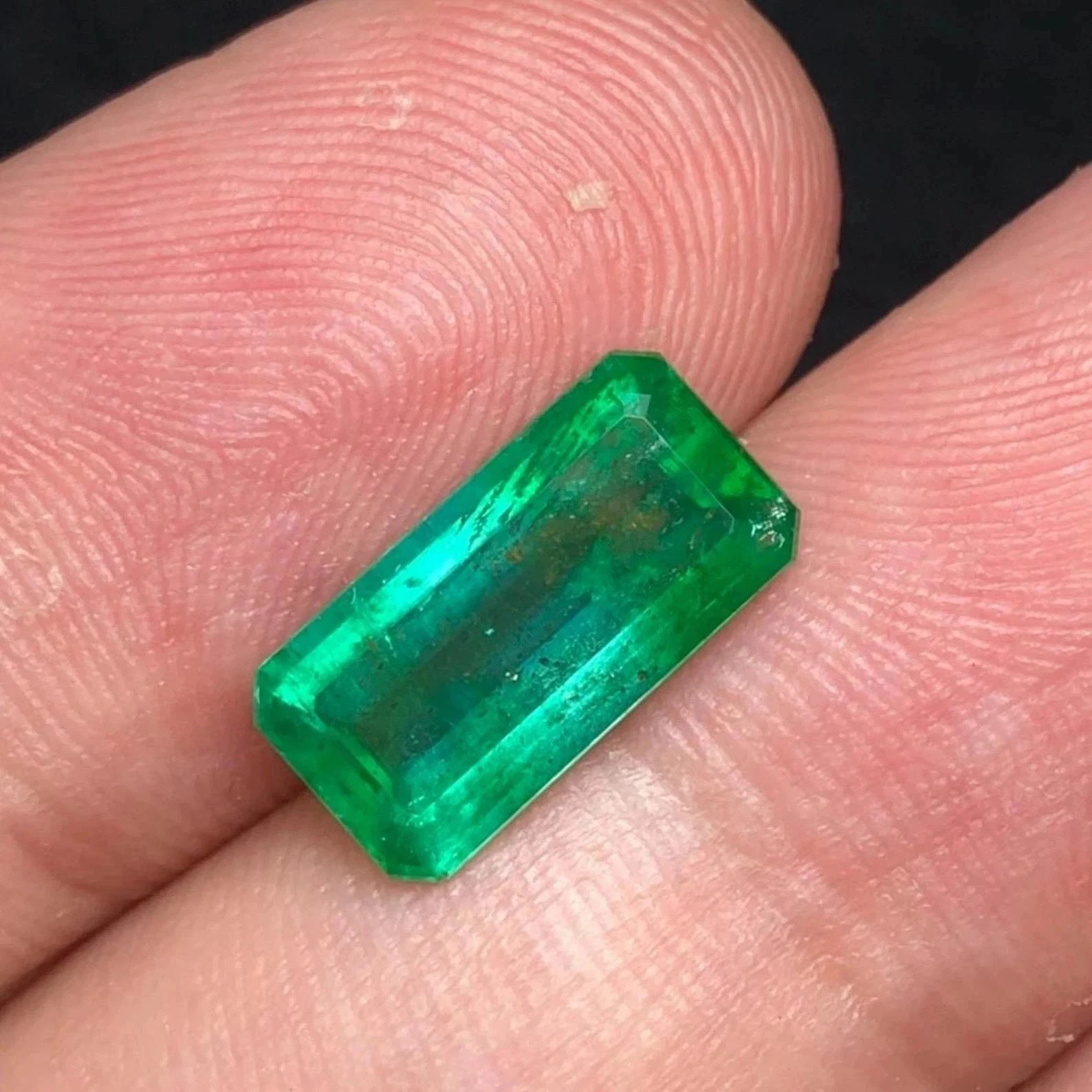 Natural Colombian Green Emerald 14 Ct Emerald Cut Loose Gemstone CERTIFIED
