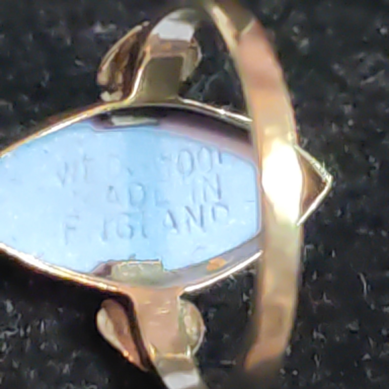 9ct Gold Ring Wedgwood Blue Jasperware size N1/2 1.97g