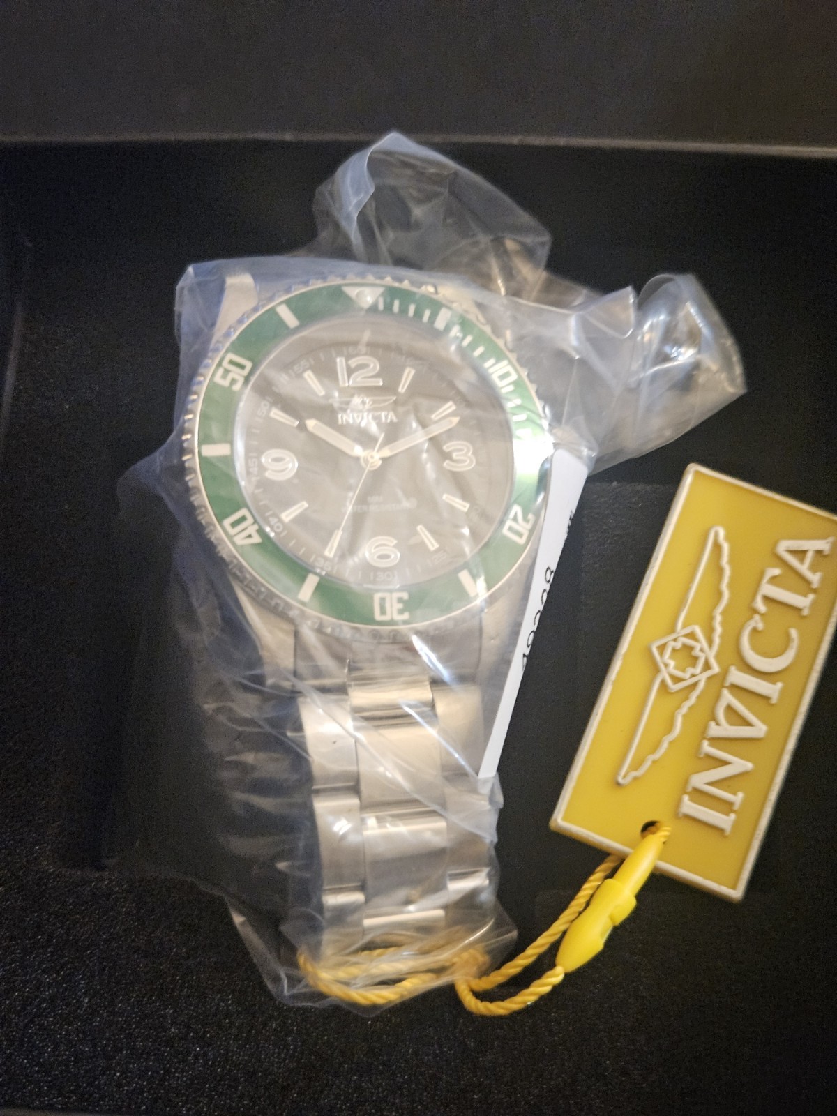 **Brand New In Box!** Invicta Specialty Rowan Men’s Watch 40mm Model No. 49338